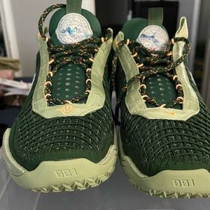 Nike Cosmic Unity-Gorge Green